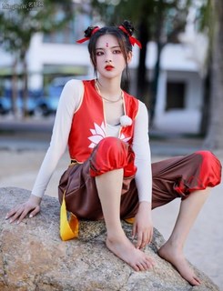 Chaoyue Yang feet photo 12