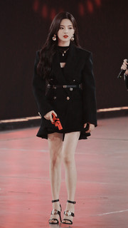 Chaoyue Yang feet photo 13