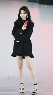 Chaoyue Yang feet photo 11