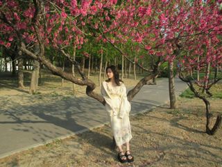 Chaoyue Yang feet photo 3