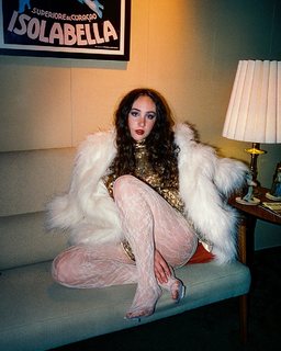 Chappell Roan feet photo thumbnail