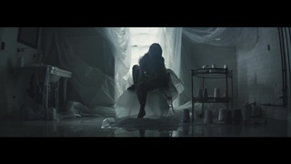 Chappell Roan feet photo thumbnail