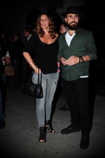 Charisma Carpenter feet photo thumbnail