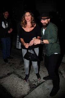 Charisma Carpenter feet photo thumbnail