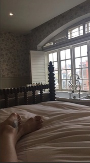 Charisma Carpenter feet photo thumbnail
