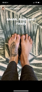 Charisma Carpenter feet photo thumbnail