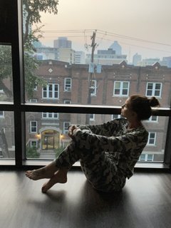 Charisma Carpenter feet photo thumbnail