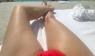 Charisma Carpenter feet photo thumbnail