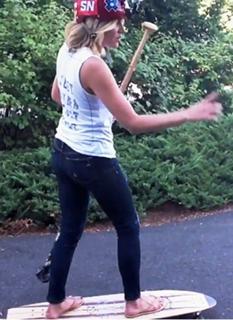 Charissa Thompson feet photo thumbnail