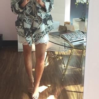 Charissa Thompson feet photo thumbnail
