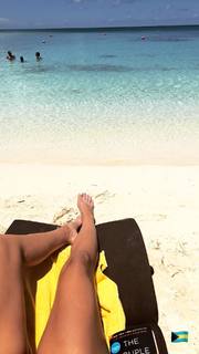 Charissa Thompson feet photo thumbnail