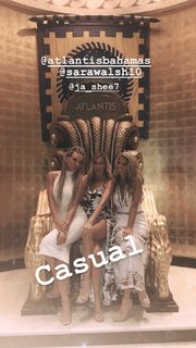 Charissa Thompson feet photo thumbnail