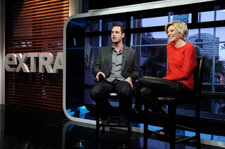 Charissa Thompson feet photo thumbnail