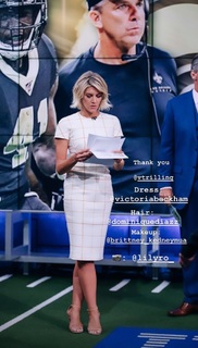 Charissa Thompson feet photo thumbnail