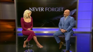 Charissa Thompson feet photo thumbnail