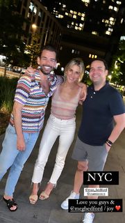 Charissa Thompson feet photo thumbnail