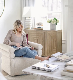 Charissa Thompson feet photo thumbnail
