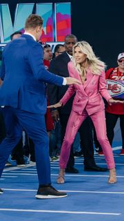 Charissa Thompson feet photo thumbnail