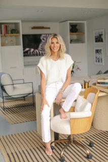 Charissa Thompson feet photo thumbnail