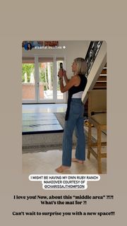 Charissa Thompson feet photo thumbnail