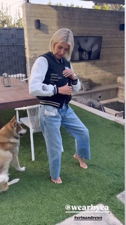 Charissa Thompson feet photo thumbnail