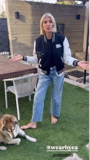 Charissa Thompson feet photo thumbnail