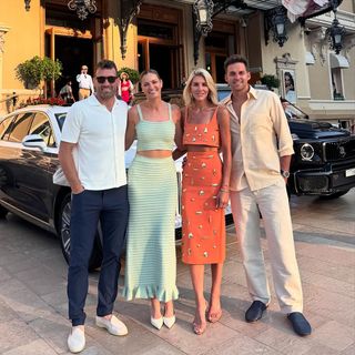 Charissa Thompson feet photo thumbnail