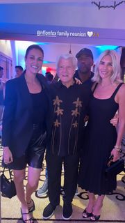 Charissa Thompson feet photo thumbnail