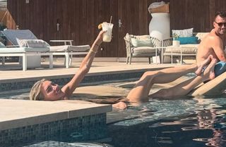 Charissa Thompson feet photo thumbnail