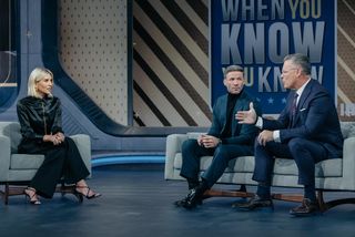 Charissa Thompson feet photo 7
