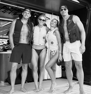 Charissa Thompson feet photo 1