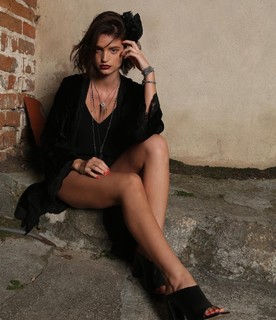 Charlbi Dean feet photo 5