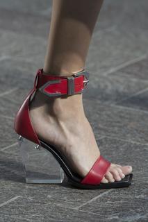 Charlee Fraser feet photo 5