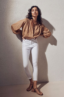 Charlee Fraser feet photo 6