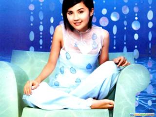 Charlene Choi feet photo 18