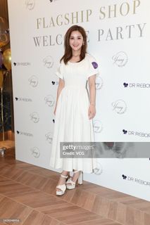 Charlene Choi feet photo 12