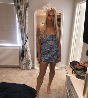 Charley Hull feet photo 8