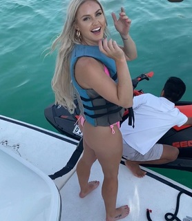 Charley Hull feet photo 15