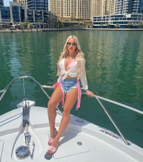 Charley Hull feet photo 12