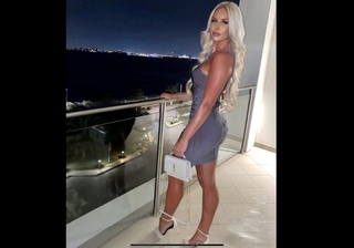 Charley Hull feet photo 14