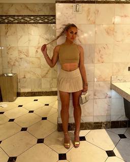Charley Hull feet photo 10