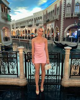 Charley Hull feet photo 8