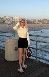 Charley Hull feet photo 1