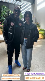 Charli D'Amelio feet photo thumbnail