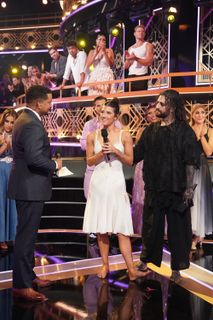 Charli D'Amelio feet photo thumbnail