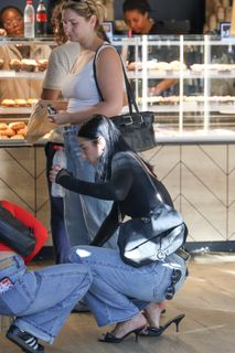 Charli D'Amelio feet photo thumbnail