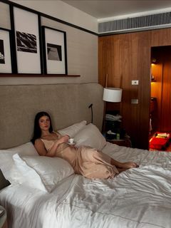 Charli D'Amelio feet photo thumbnail