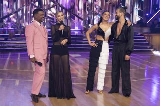 Charli D'Amelio feet photo thumbnail