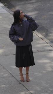 Charli D'Amelio feet photo thumbnail