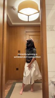 Charli D'Amelio feet photo thumbnail